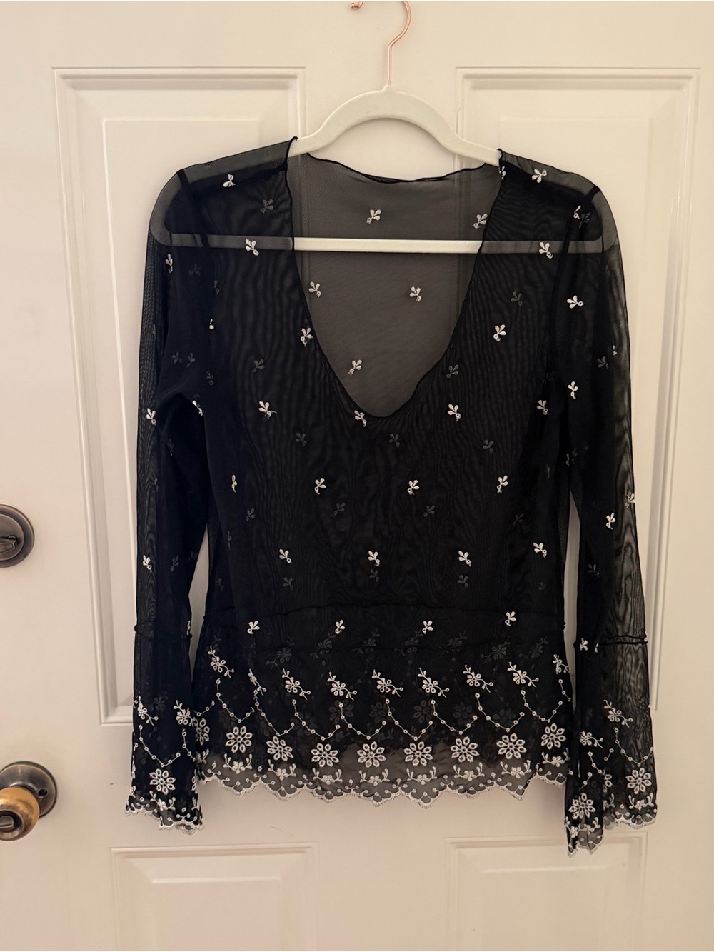 Vintage Y2K Black Mesh Floral Embroidered Long Sleeve Top Flare Wrist